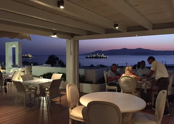 מלון Naxos Island