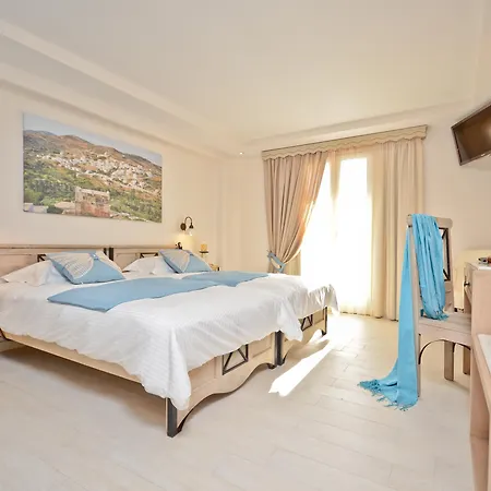 Naxos Island 5*