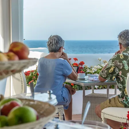 Otel Naxos Island